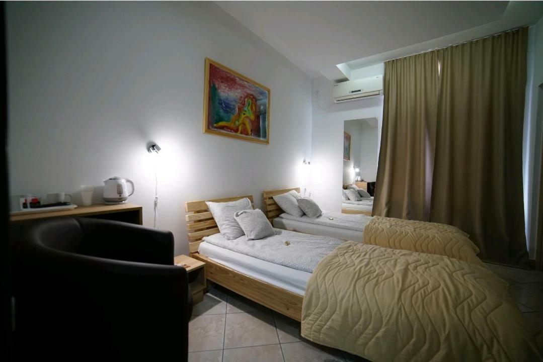 Apartmani Diksi 兹雷尼亚宁 外观 照片